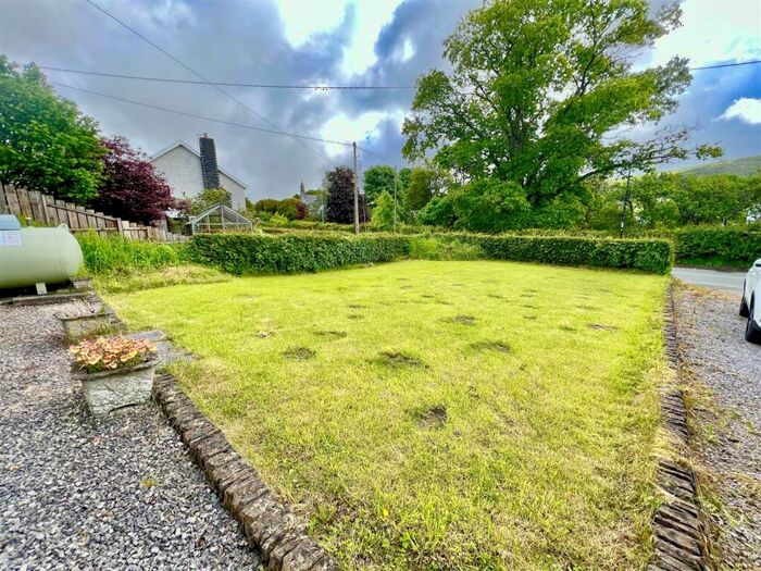 3 Bedroom Detached House For Sale In Llangernyw, LL22