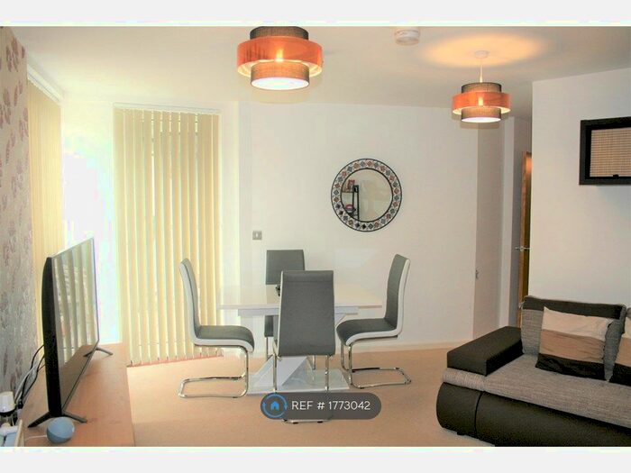 1 Bedroom Flat To Rent In Acklington Drive, NW9