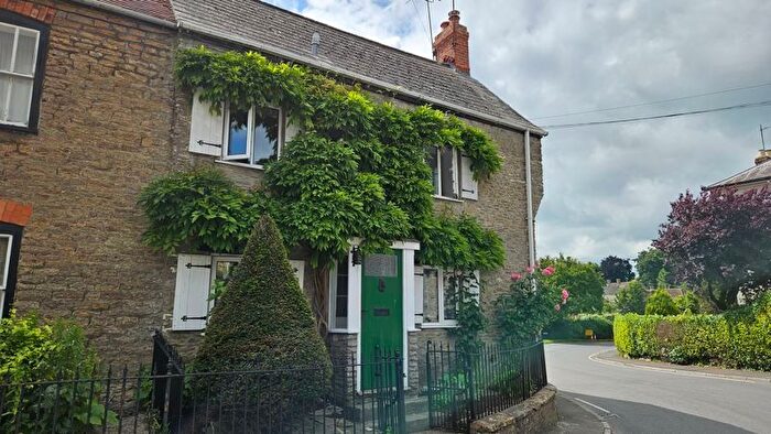 2 Bedroom Cottage To Rent In Cross Cottage, Church Street, Templecombe, BA8