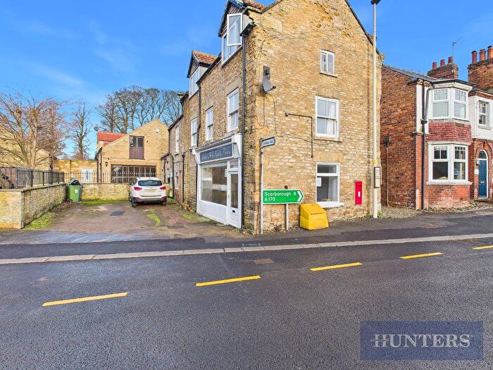 3 Bedroom Property For Sale In High Street, Brompton-By-Sawdon, Scarborough, YO13