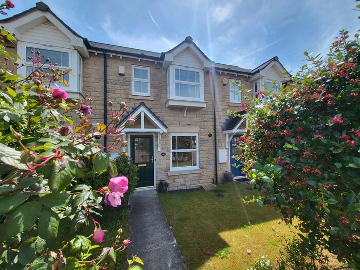 2 Bedroom Terraced House To Rent In Hastings Way, Halifax, HX1