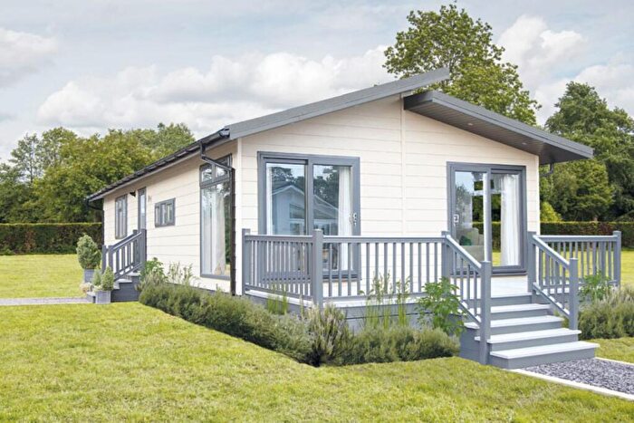 2 Bedroom Park Home For Sale In Merry Hill Country Park, Honingham, Norwich, NR9