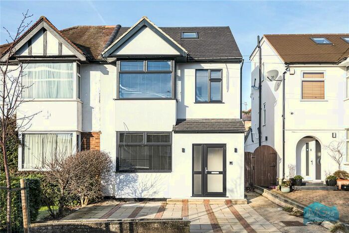 4 Bedroom Semi-Detached House To Rent In Devonshire Crescent, Mill Hill, London, NW7