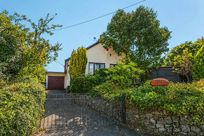 3 Bedroom Detached Bungalow For Sale In Church Road, Whimple, EX5