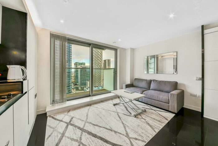 Studio To Rent In East Tower, Pan Peninsula, Canary Wharf, E14