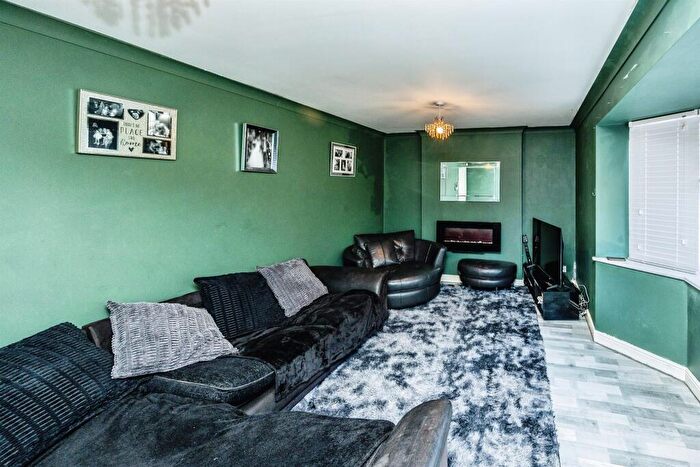 4 Bedroom Detached House For Sale In Orchard Rise, Sowerby Bridge, HX6