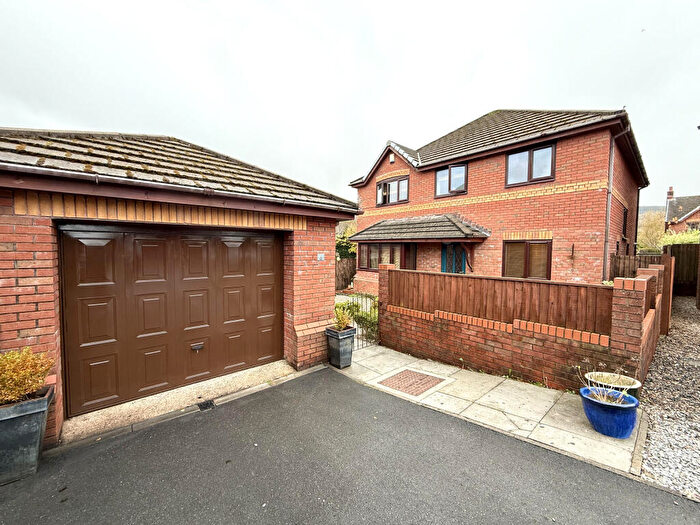 4 Bedroom Detached House For Sale In Cherry Court, Cwmdare, Aberdare, CF44