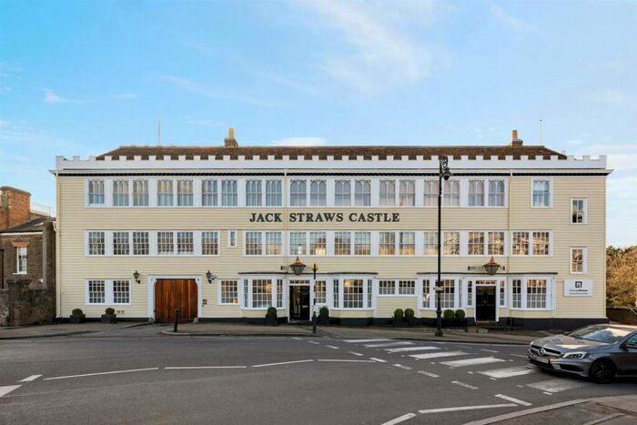 3 Bedroom Terraced House For Sale In North End Way, Hampstead, London, NW3