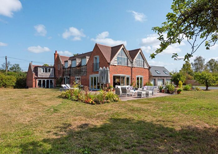 6 Bedroom Detached House For Sale In Worcester, Worcestershire, WR6