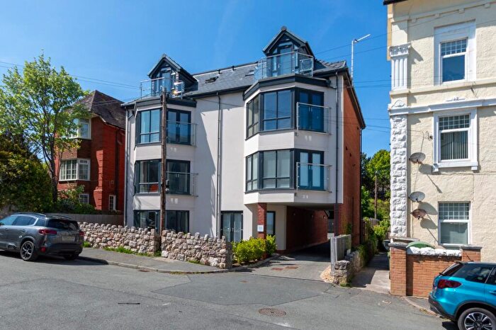 2 Bedroom Apartment For Sale In Penrhos Road, Colwyn Bay, Conwy, LL28