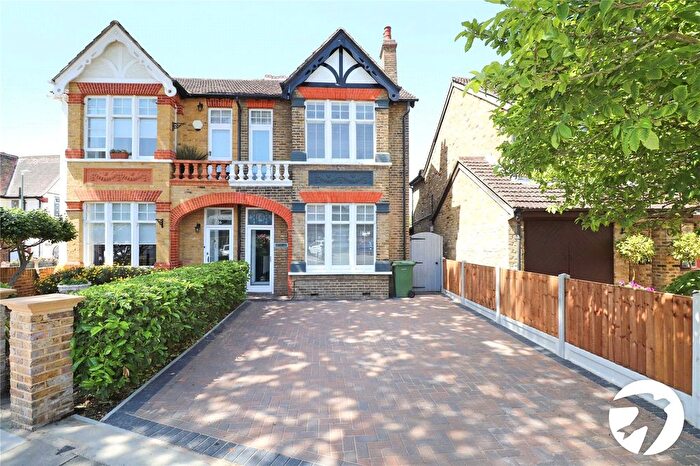 3 Bedroom Semi Detached House For Sale In West Heath Road, London, SE2