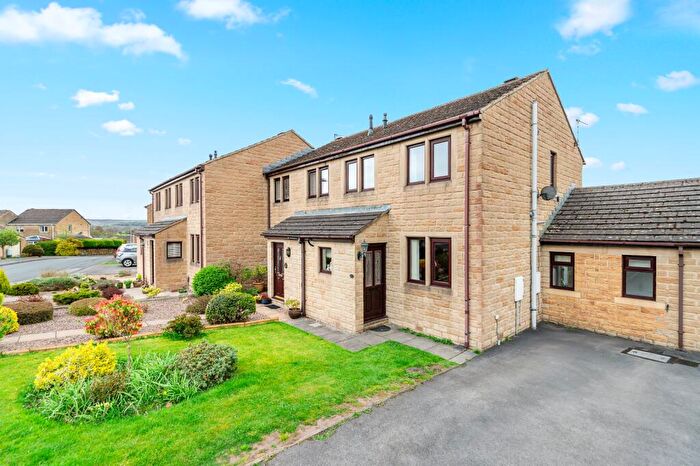 4 Bedroom End Of Terrace House For Sale In Broadfield Way, Addingham, Ilkley, West Yorkshire, LS29