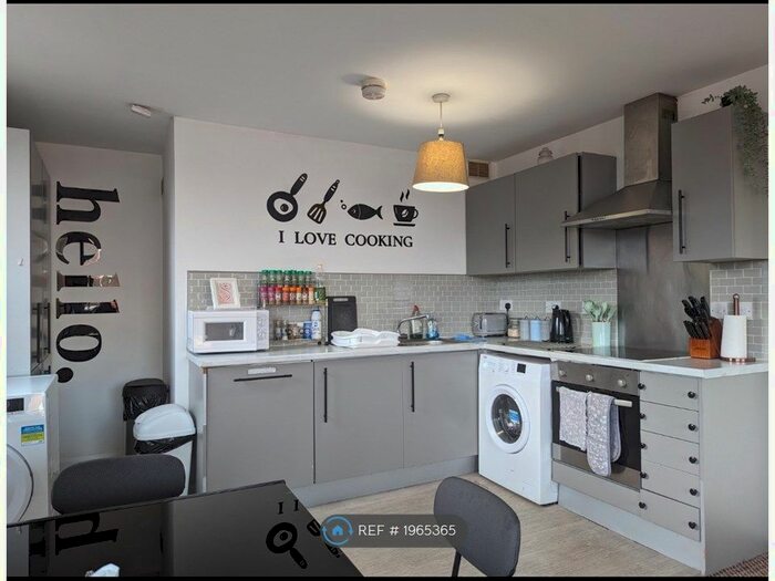 3 Bedroom Flat To Rent In Lace Street, Liverpool, L3