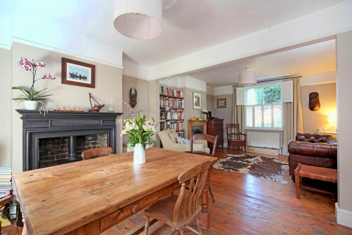 4 Bedroom Terraced House To Rent In Oak Lane, Windsor, SL4