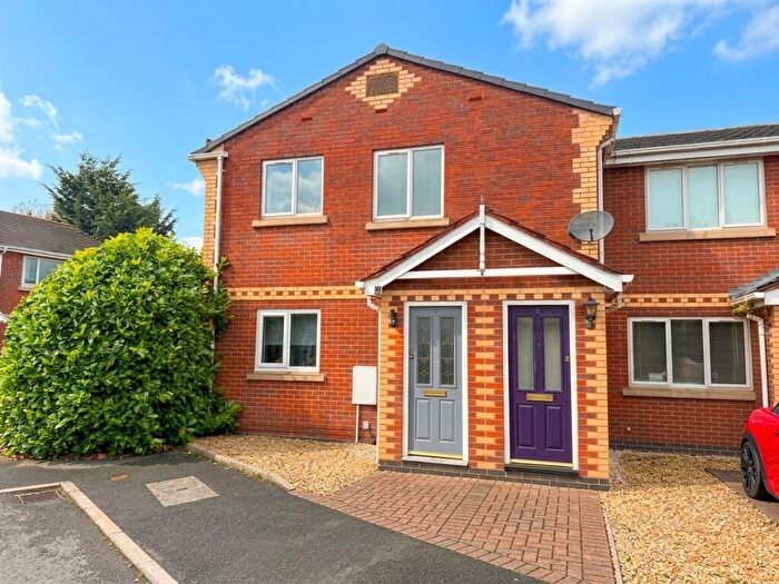 2 Bedroom Flat For Sale In Field View, Mancot, CH5