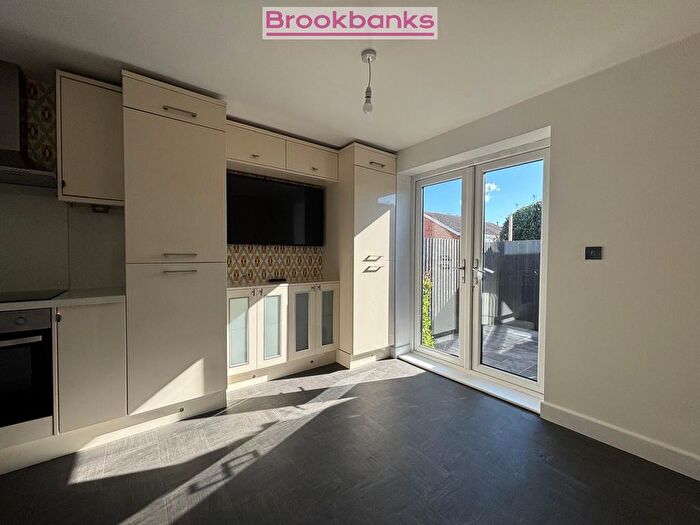 1 Bedroom Maisonette To Rent In Court Crescent, Swanley, BR8