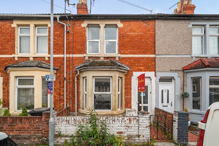 2 Bedroom Terraced House For Sale In Rosebery Street, Swindon, SN1
