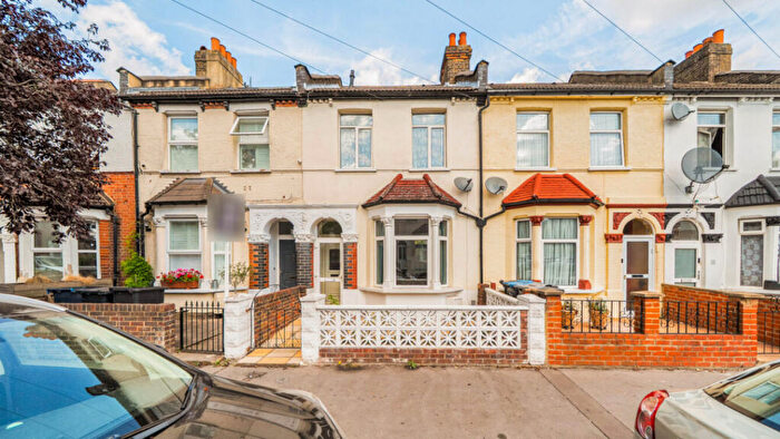 3 Bedroom Terraced House For Sale In Grasmere Rd, London, SE25