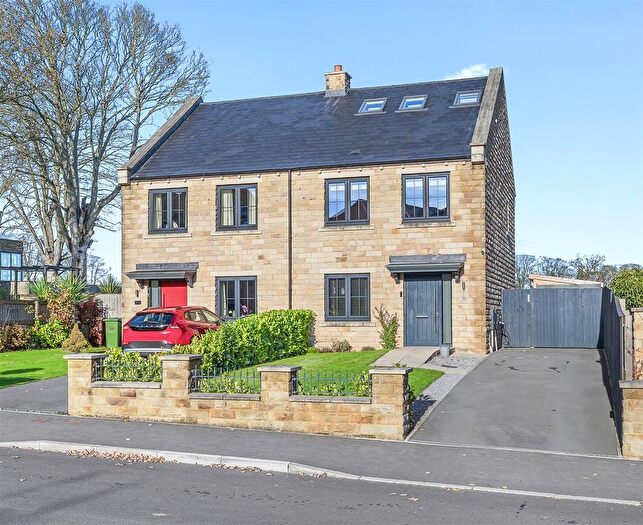 4 Bedroom Semi-Detached House For Sale In Norwood Avenue, Menston, LS29