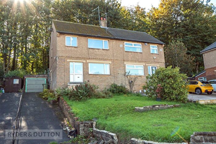 3 Bedroom Semi Detached House For Sale In Tenter Hill Lane, Huddersfield, West Yorkshire, HD2