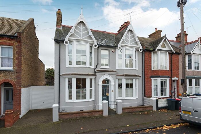 5 Bedroom End Terrace House For Sale In Brunswick Square, Herne Bay, Kent, CT6