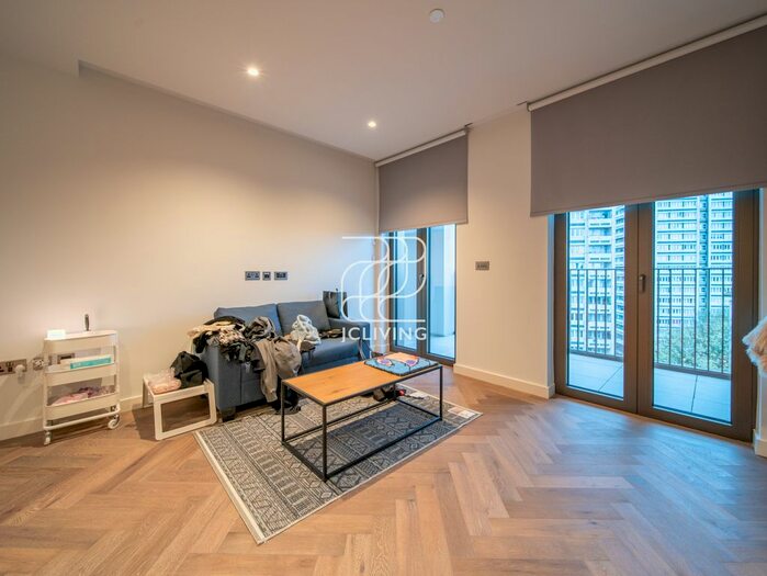 Studio To Rent In London, W2