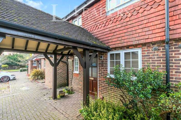 2 Bedroom Semi-Detached House To Rent In Little Manor Gardens, GU6