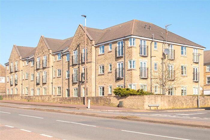 2 Bedroom Penthouse For Sale In Moorlands Edge, Mount, Huddersfield, HD3
