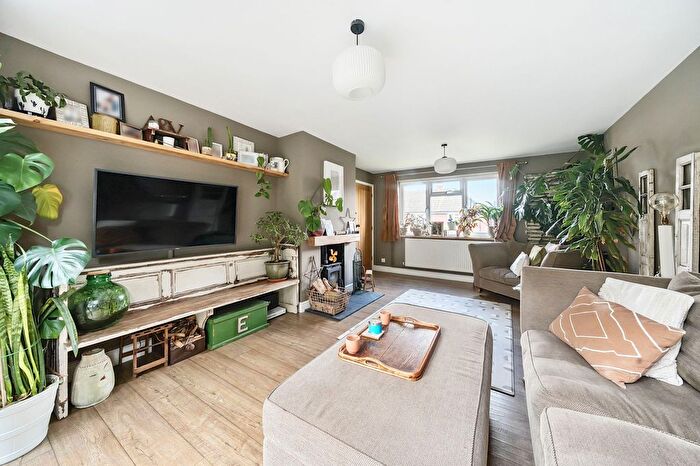 3 Bedroom Semi Detached House For Sale In Pearse Place, Lamberhurst, TN3