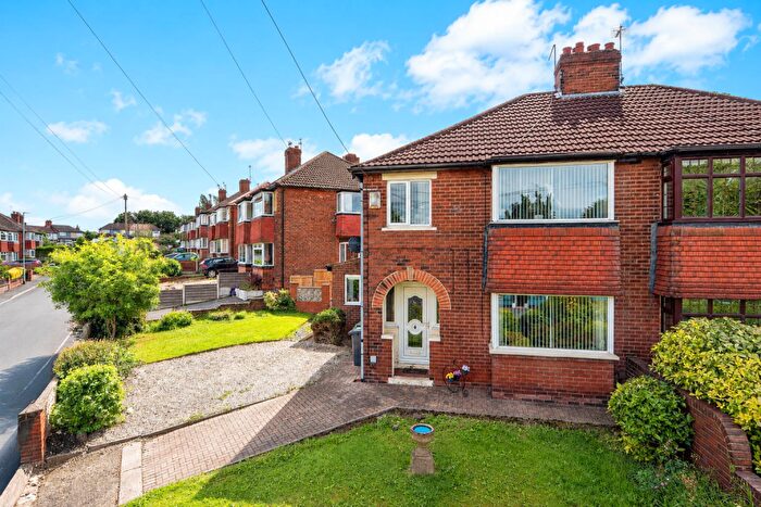 3 Bedroom Semi-Detached House For Sale In Waveney Road, Lower Wortley, Leeds, LS12
