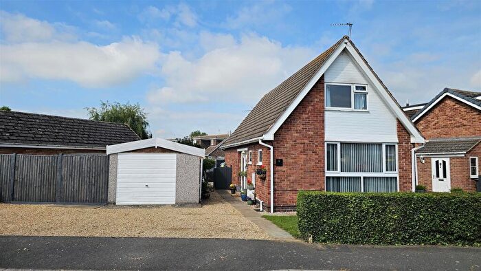 3 Bedroom Detached House For Sale In Bowbridge Gardens, Bottesford, NG13