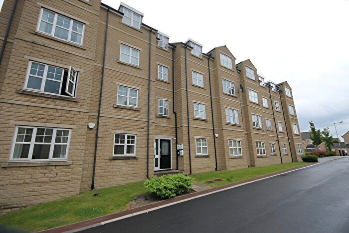 2 Bedroom Apartment To Rent In Woolcombers Way, Bradford, BD4