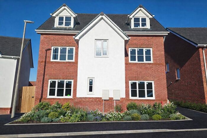 6 Bedroom Detached House For Sale In Park View, Barrow In Furness (Bleaberry - ), EE2S