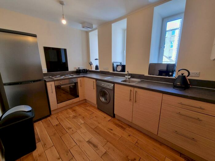 2 Bedroom Flat To Rent In Palmerston Road, The City Centre, Aberdeen, AB11