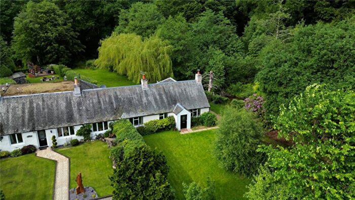 3 Bedroom Bungalow For Sale In Fish Ponds Cottage, Stormontfield, Perth, PH2