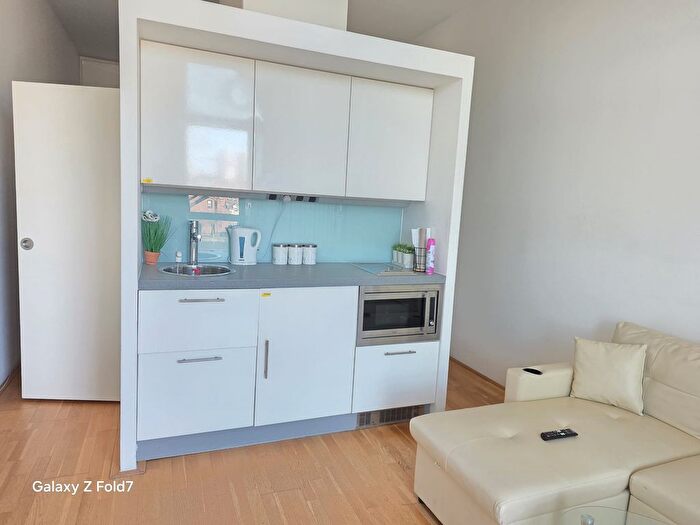 Studio To Rent In Clippers Quay, Salford, M50