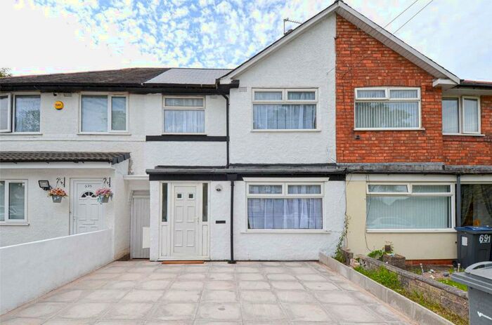 3 Bedroom Terraced House To Rent In Yardley Wood Road, Birmingham, West Midlands, B13