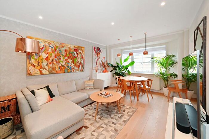 1 Bedroom Apartment To Rent In Beverley Brook House, Willow Avenue, London, SW13