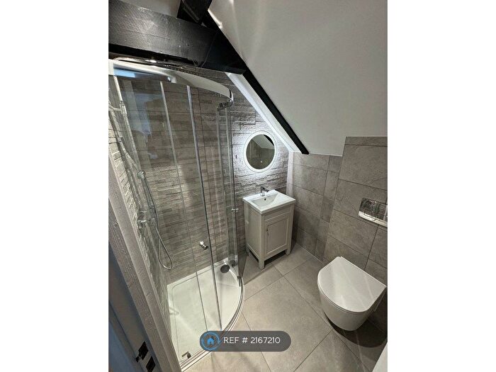 2 Bedroom End Of Terrace House To Rent In Alma Road, Windsor, SL4
