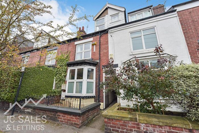 4 Bedroom Terraced House For Sale In Bowood Road, Sheffield, S11