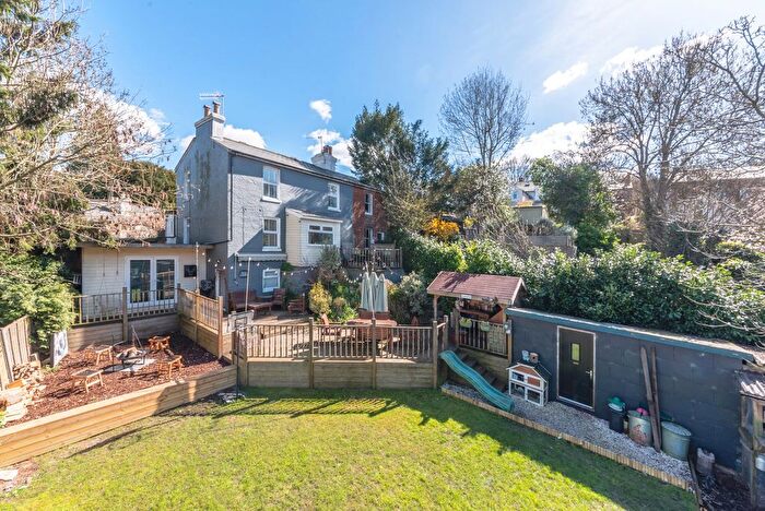 4 Bedroom Semi-Detached House For Sale In Upper Street, Tunbridge Wells, TN4