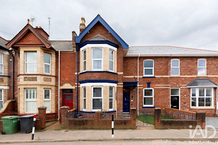 4 Bedroom Terraced House For Sale In Cowick Lane, Exeter, EX2