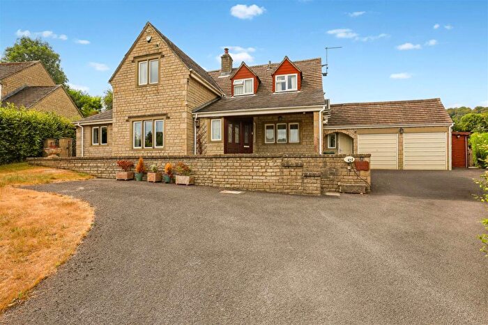4 Bedroom House For Sale In Lawns Park, North Woodchester, Stroud, GL5
