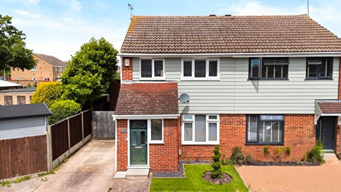 3 Bedroom Semi Detached House For Sale In Halfacres, Witham, CM8