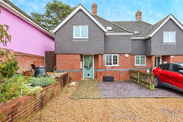 3 Bedroom Semi-Detached House For Sale In Albert Road, Poole, Dorset, BH12