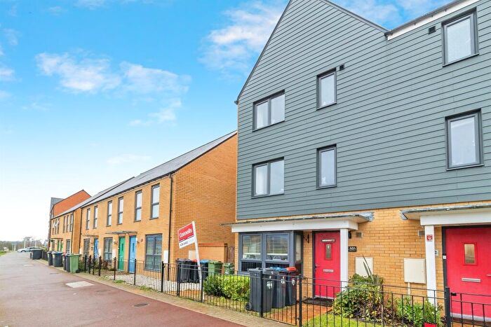 4 Bedroom Semi-Detached House For Sale In Fen Street, Brooklands, Milton Keynes, MK10