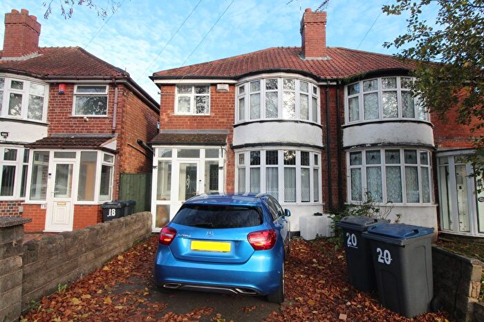 3 Bedroom Semi-Detached House To Rent In Patrick Road, Birmingham, B26