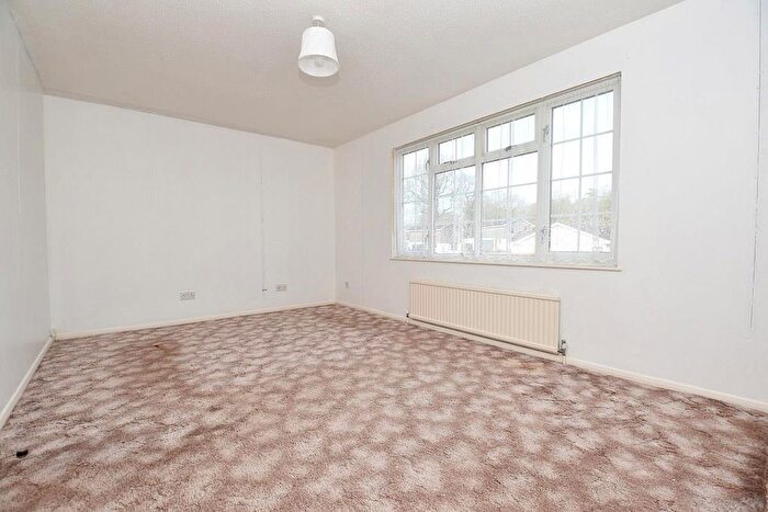 3 Bedroom Detached House For Sale In Pippins Field, Uffculme, Cullompton, EX15