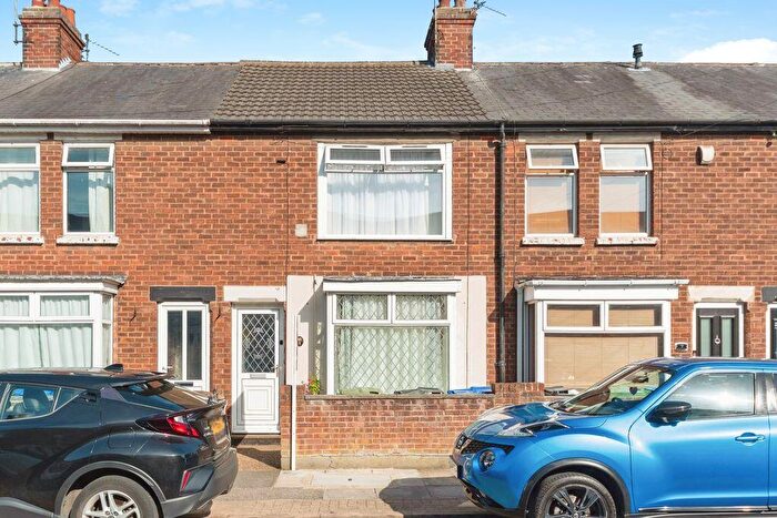 2 Bedroom Terraced House For Sale In Bowers Avenue, Grimsby, DN31