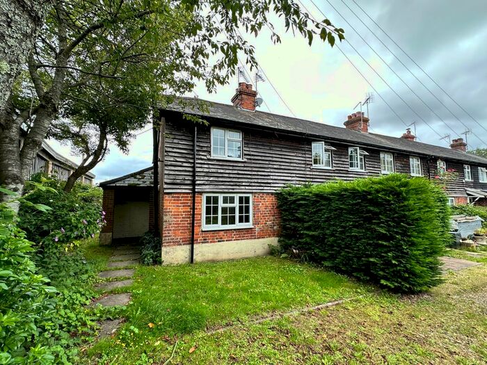 2 Bedroom End Of Terrace House To Rent In Ringwood Road, Fordingbridge, SP6